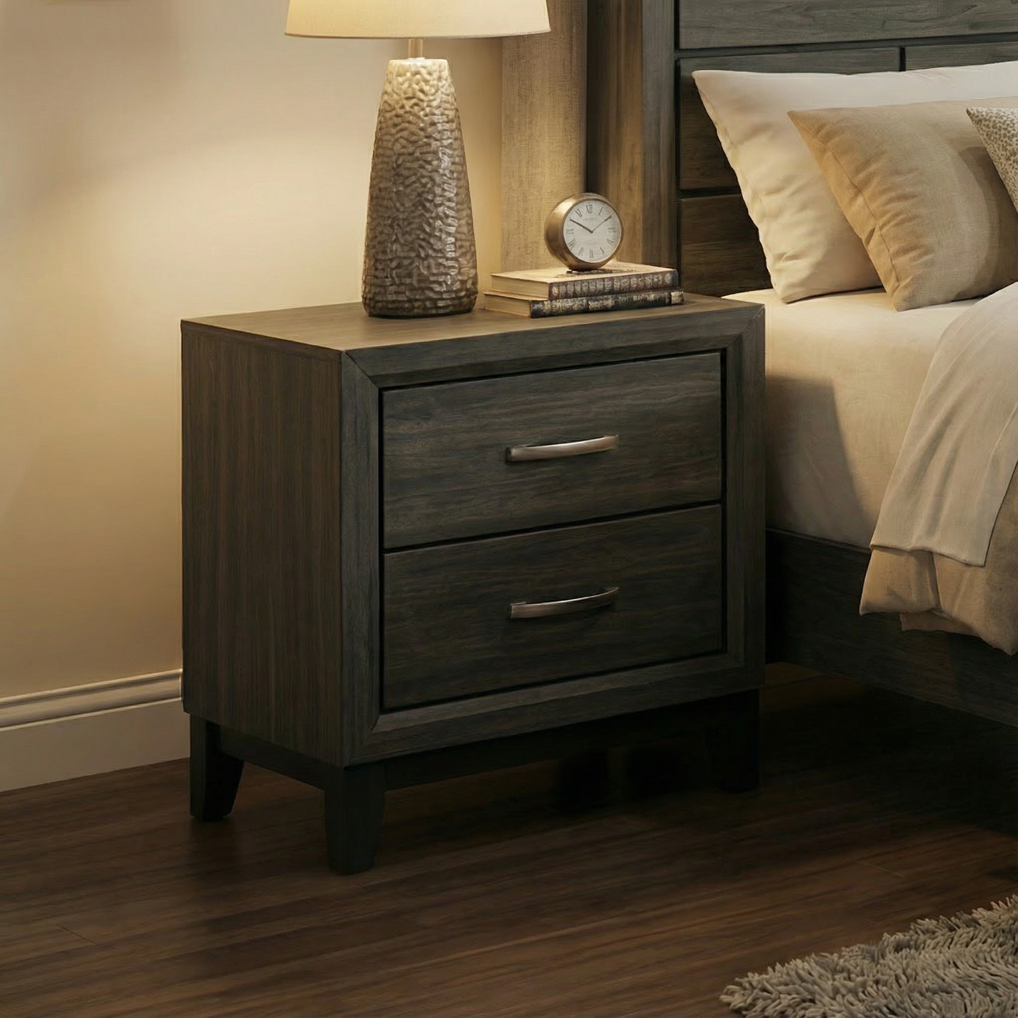 Errico Gray 4 Pc. Queen Bedroom Set