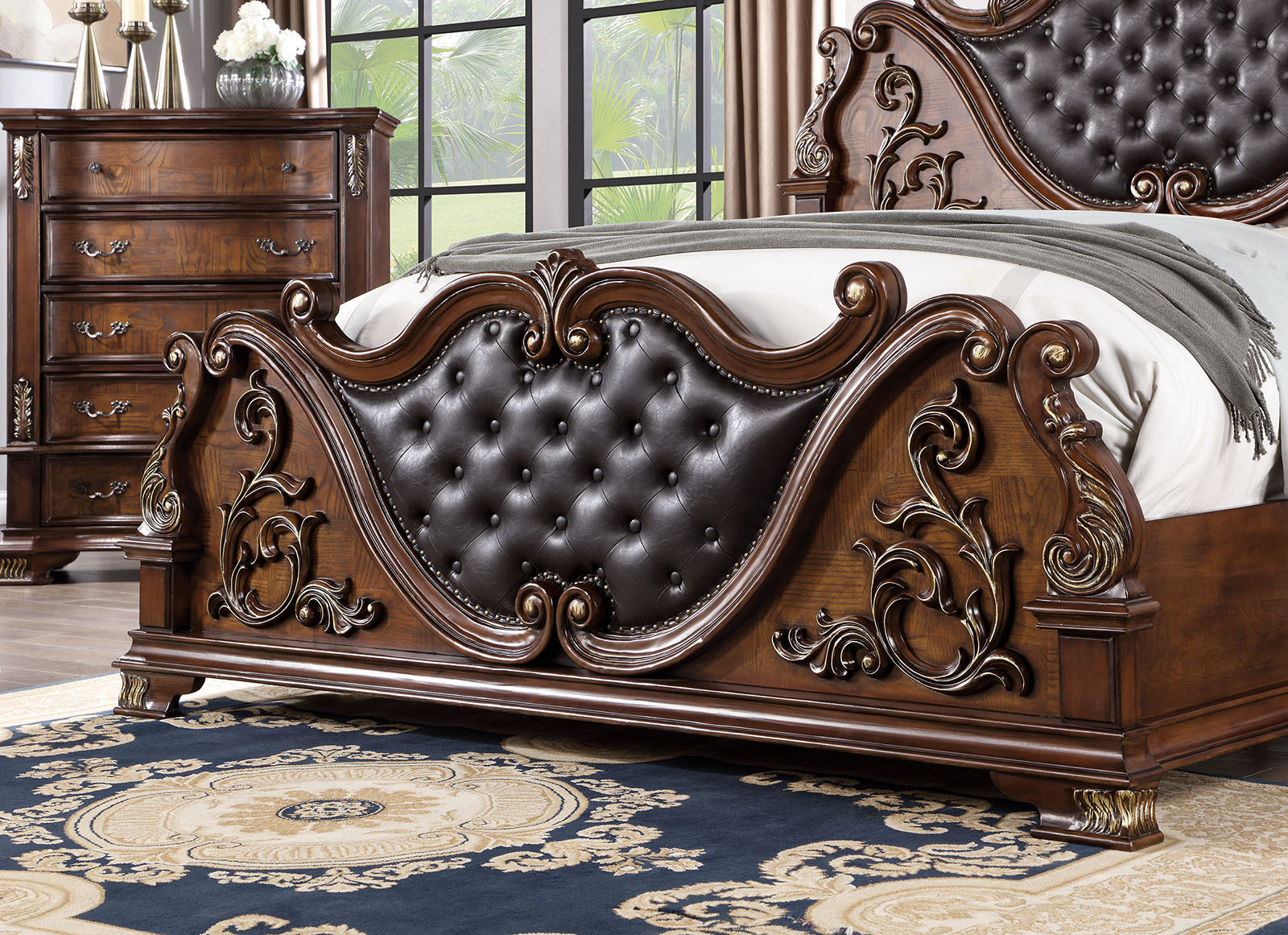 Esparanza Brown Cherry 5 Pc. Queen Bedroom Set w/ Chest