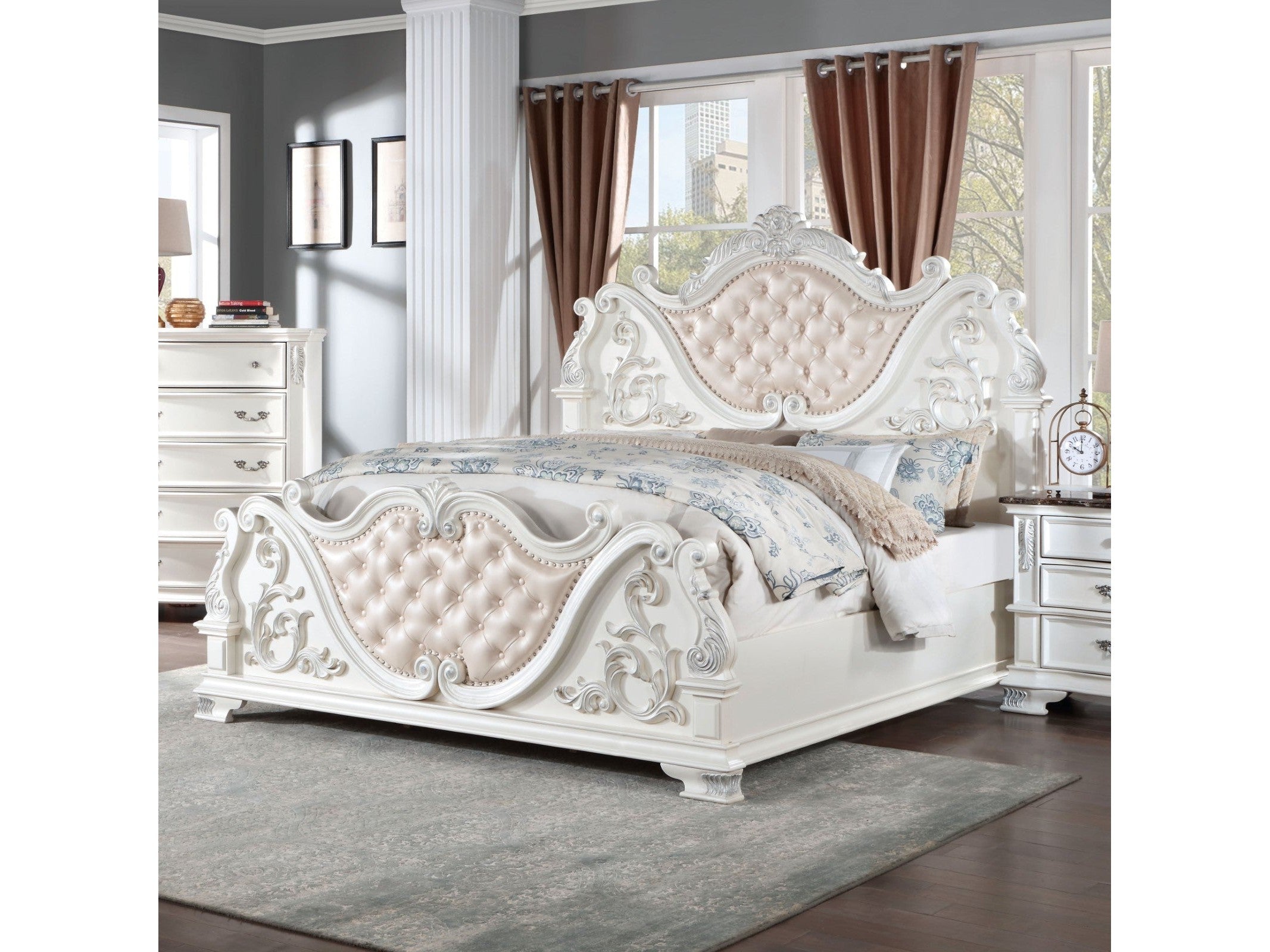 Esparanza Pearl White Eastern King Bed
