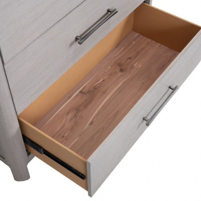 Fareham Oak Queen 5 Piece Bedroom Set w/Chest