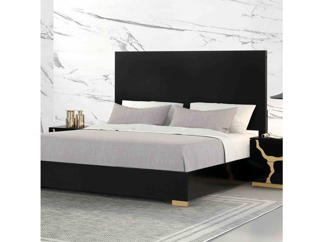 Goldsberg Black E.King Panel Bed
