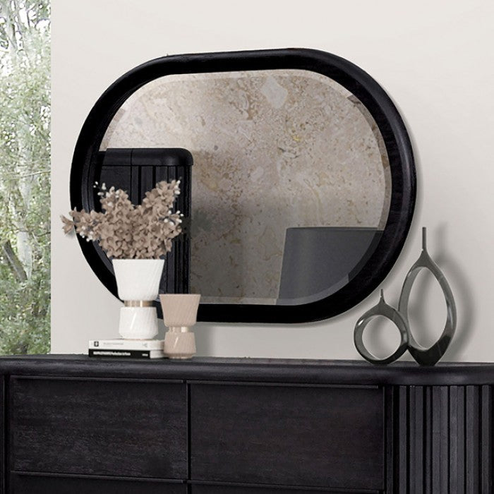 Hildesheim Black Queen 4 Piece Panel Bedroom Set