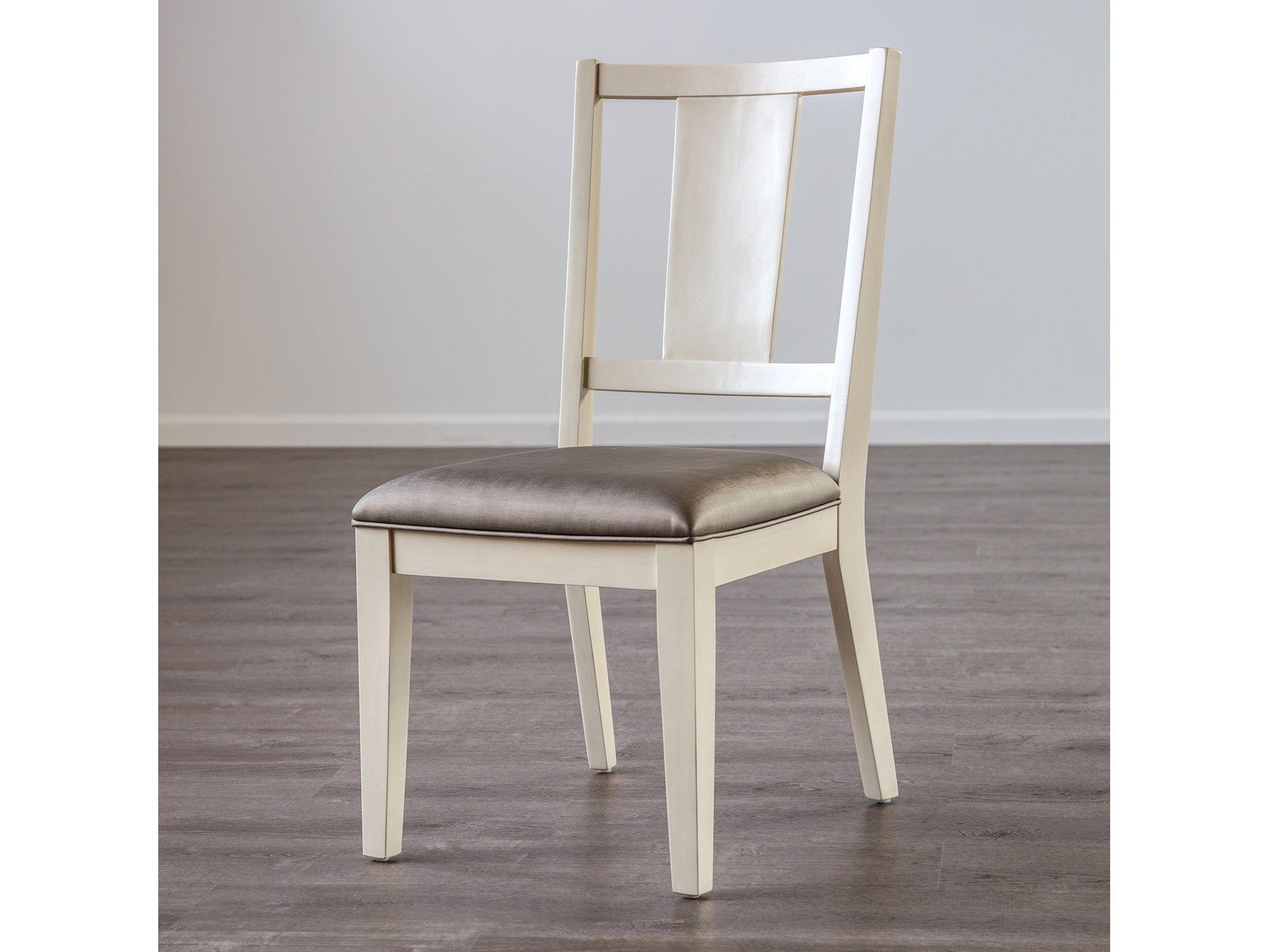 Hinwitz White Oak/Dark Gray Chair