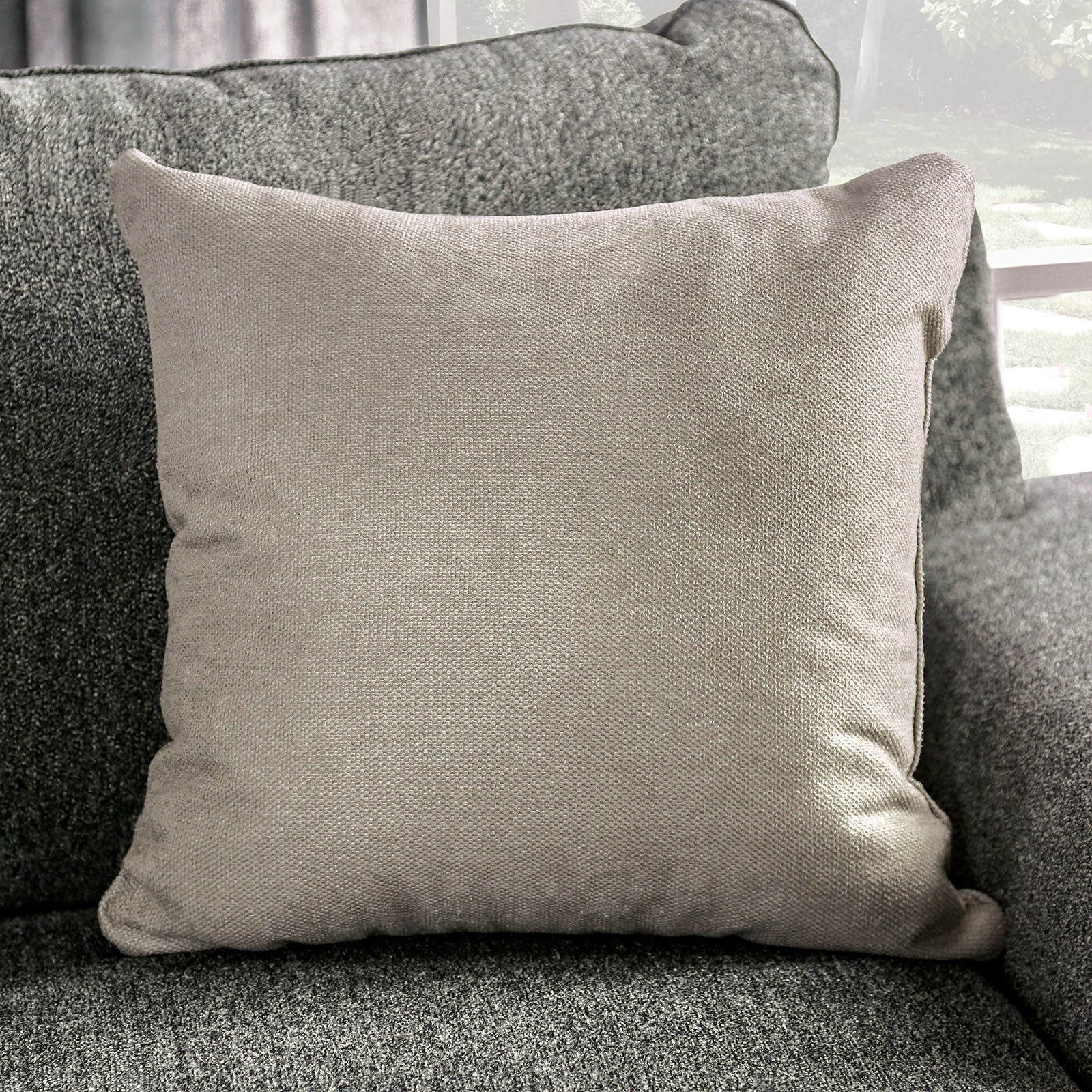Holborn Gray Loveseat