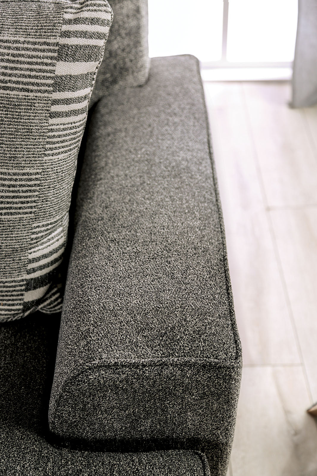 Holborn Gray Loveseat