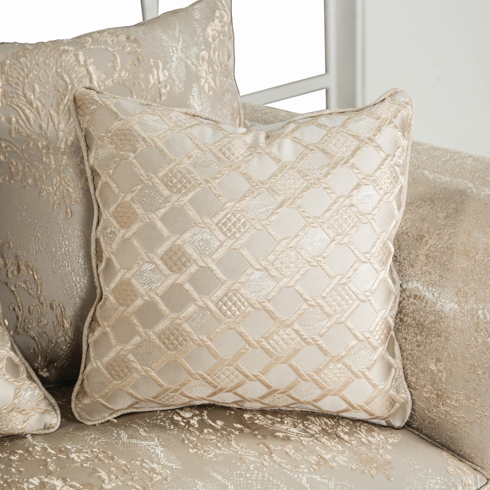 Huelva Beige/Dark Cherry Sofa