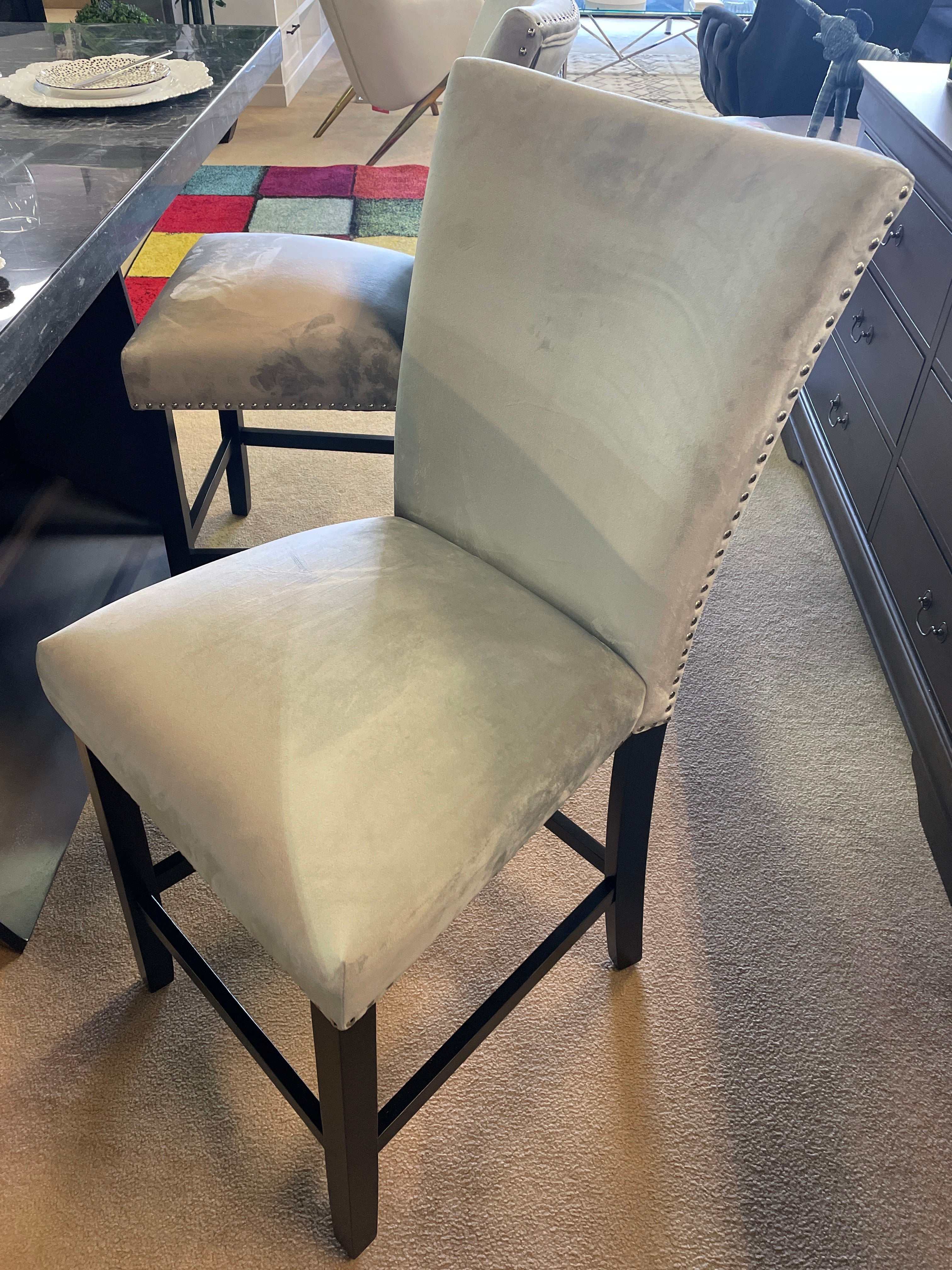 Kian II Light Gray & Black Counter Height Chair (Set of 2)