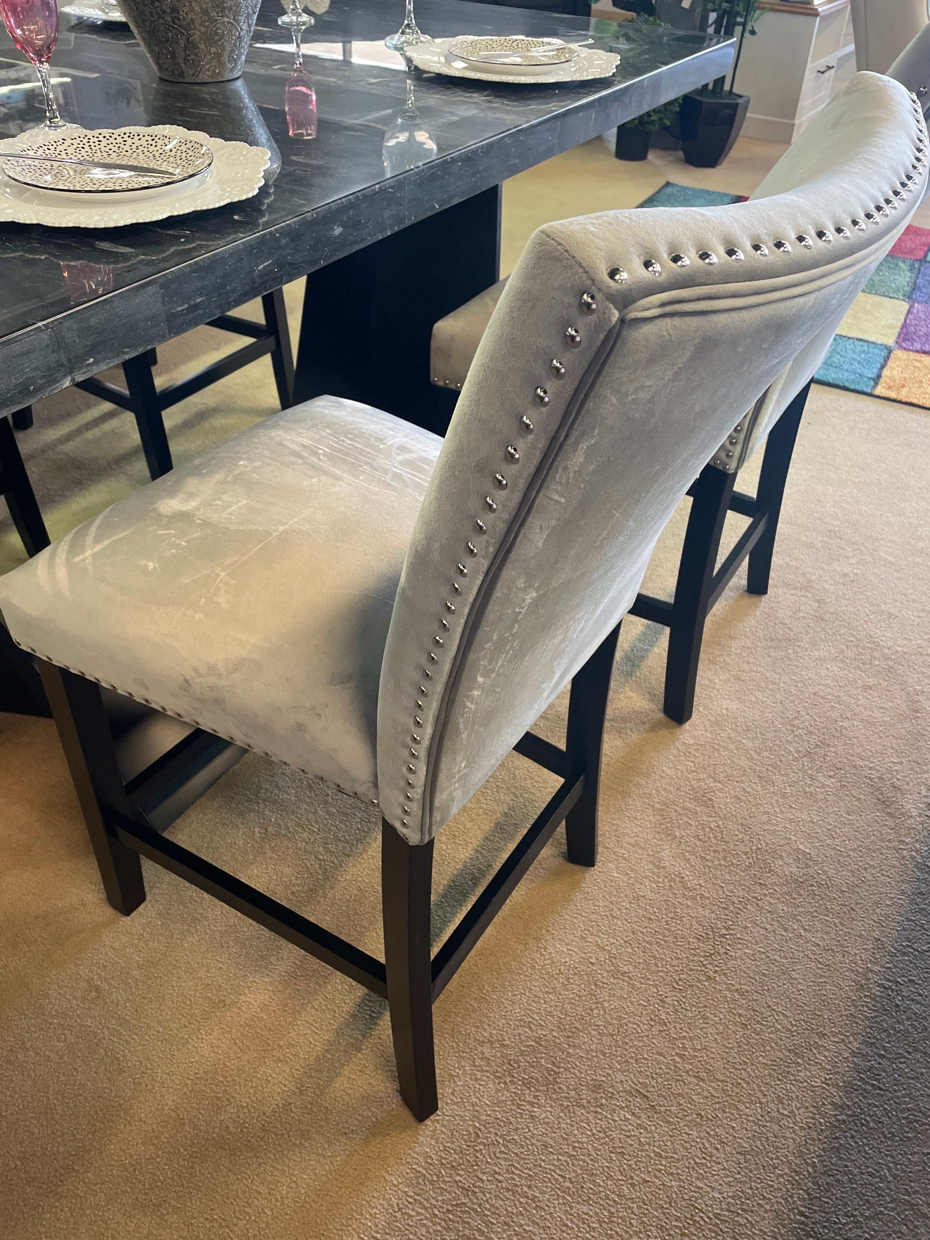 Kian II Light Gray & Black Counter Height Chair (Set of 2)