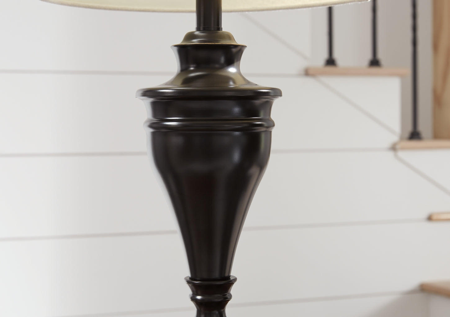 Darlita Metal Table Lamp