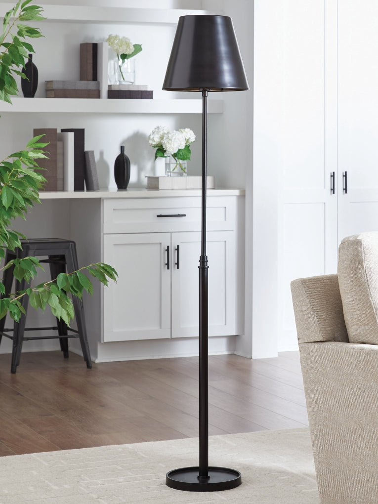 Wimner Metal Floor Lamp