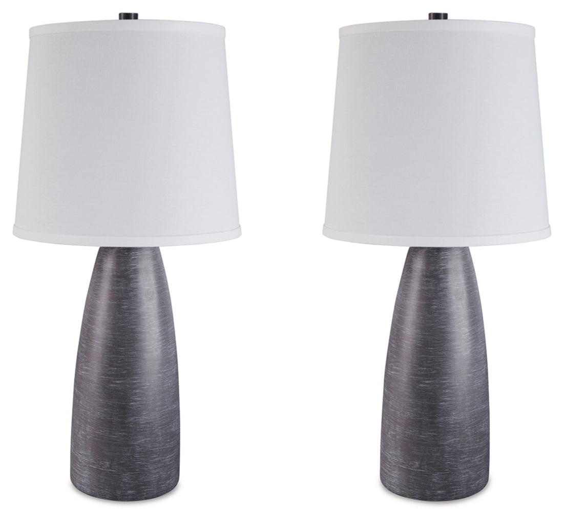 Shavontae Poly Table Lamp