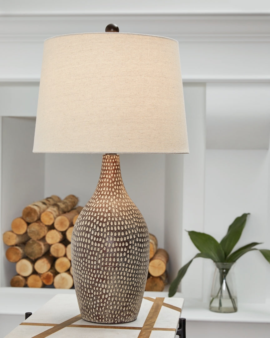 Ladstow Ceramic Table Lamp (1/CN)