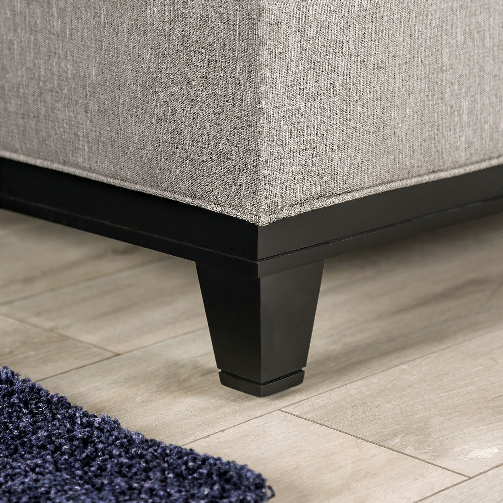 Lantwit Light Gray Sectional