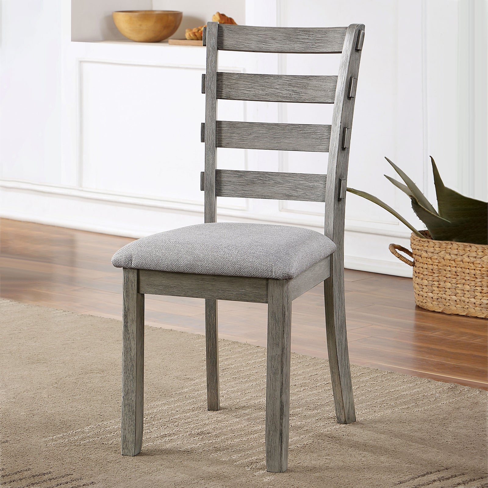 Laquila Gray 7 Pc. Dining Room Set