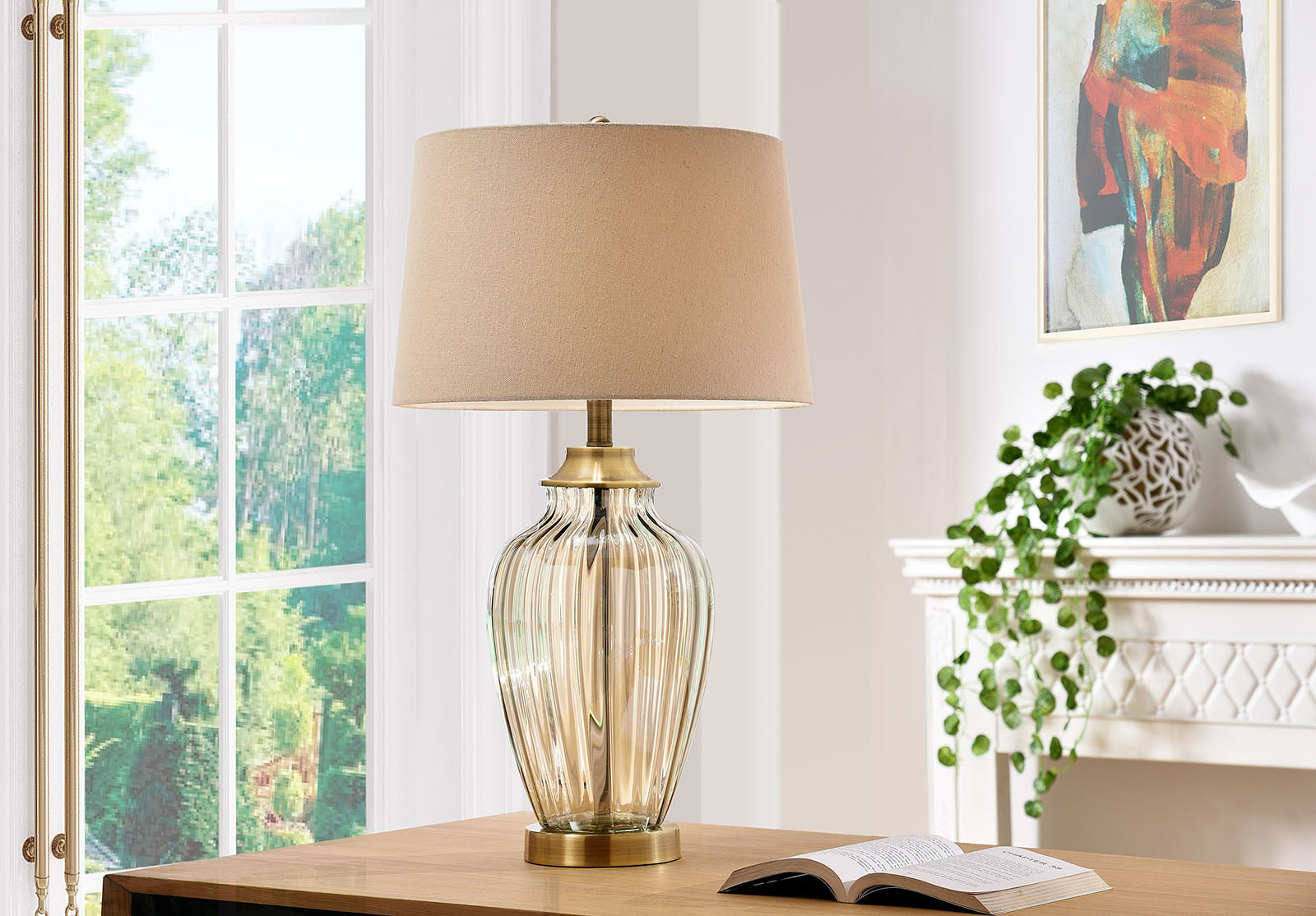 Lee Gold/Clear Table Lamp