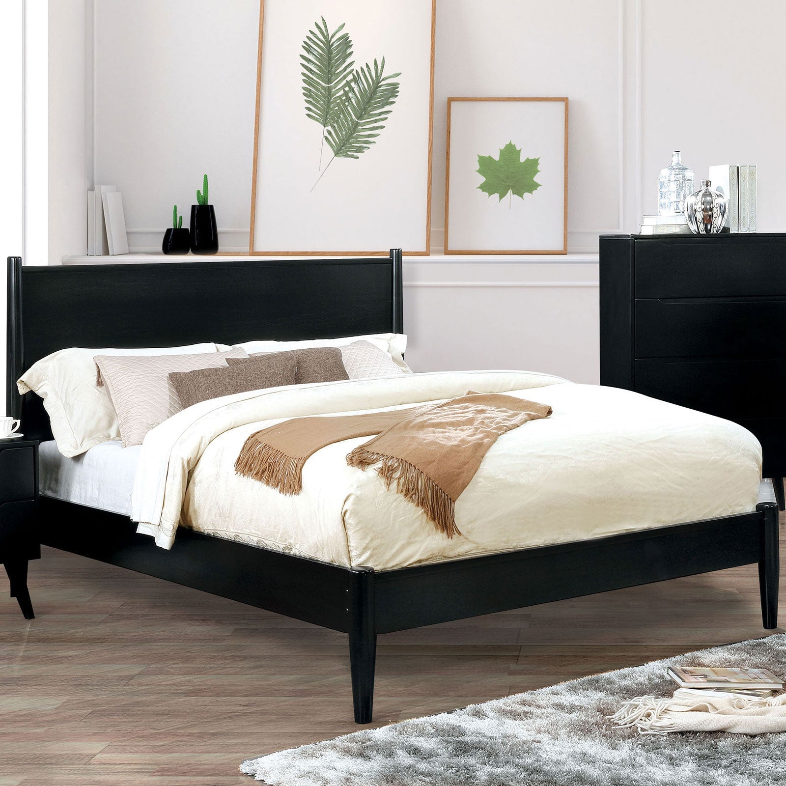 Lennart Black 4 Pc. Queen Bedroom Set
