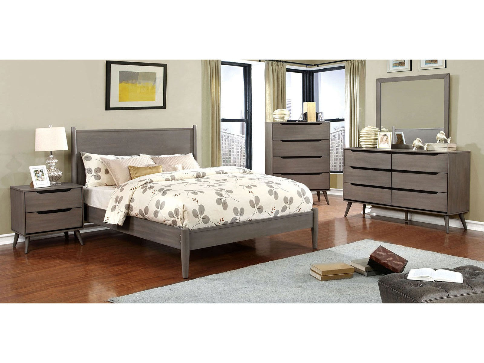 Lennart Gray 5 Pc. Queen Bedroom Set w/ Chest