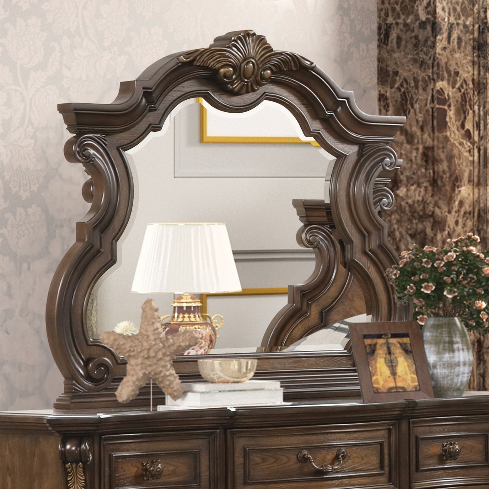 Leovanni Dark Brown Queen 5 Piece Bedroom Set w/Chest