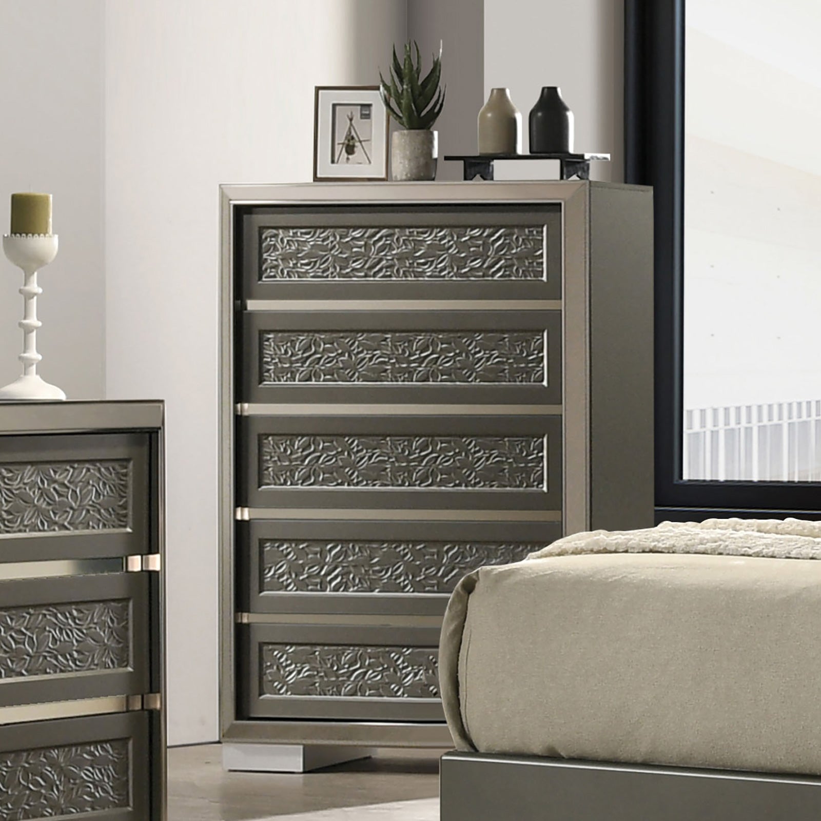 Leyland Dark Gray Queen 5 Piece Bedroom Set w/Chest