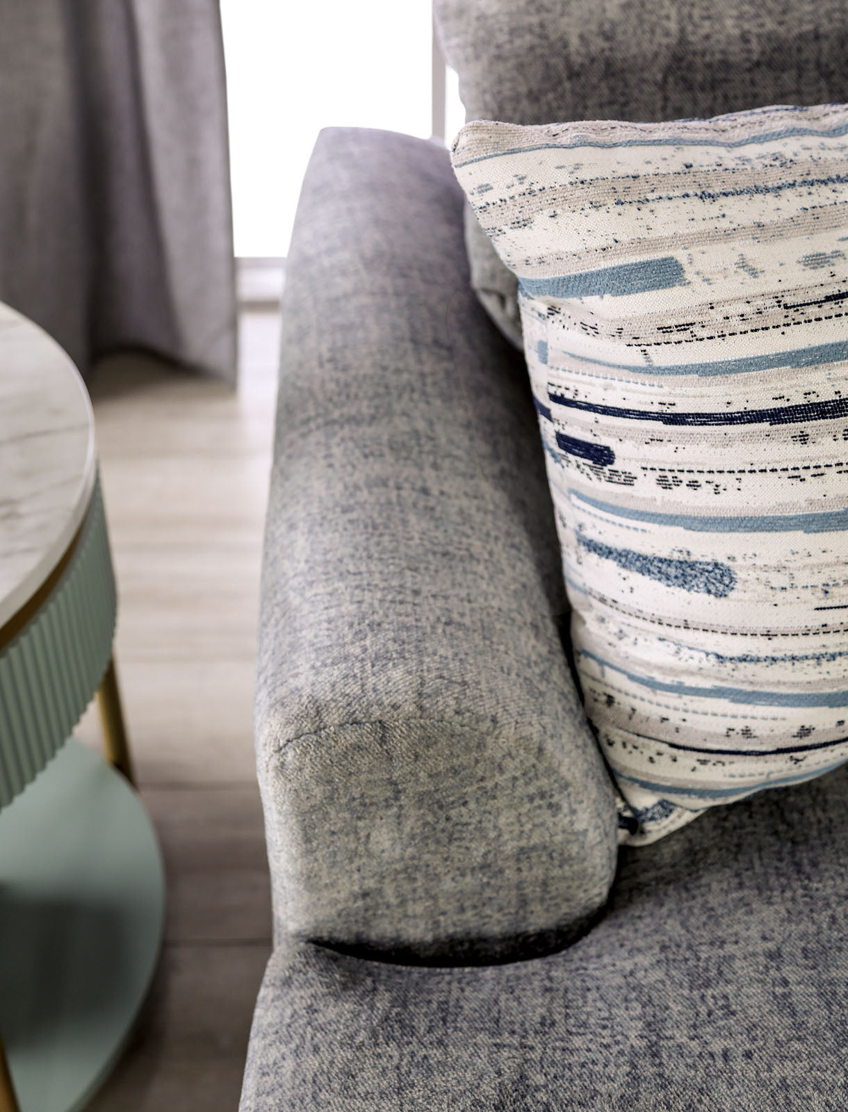 Leytonstone Gray Sofa & Loveseat