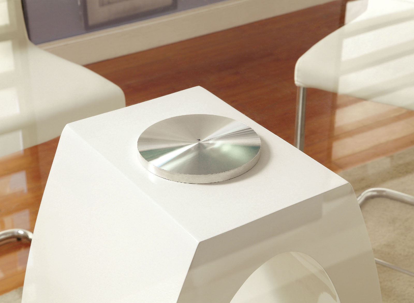 Lodia White 5 Pc. Round Counter Height Dining Room Set