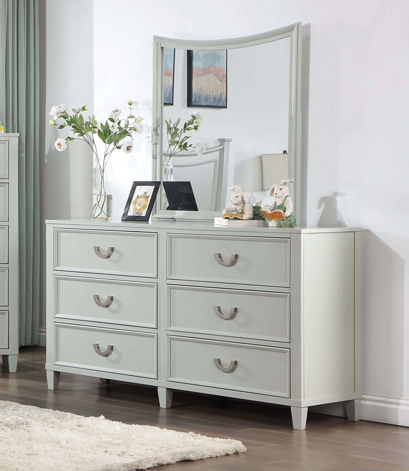 Lycorida Gray 4 Pc. Full Bedroom Set