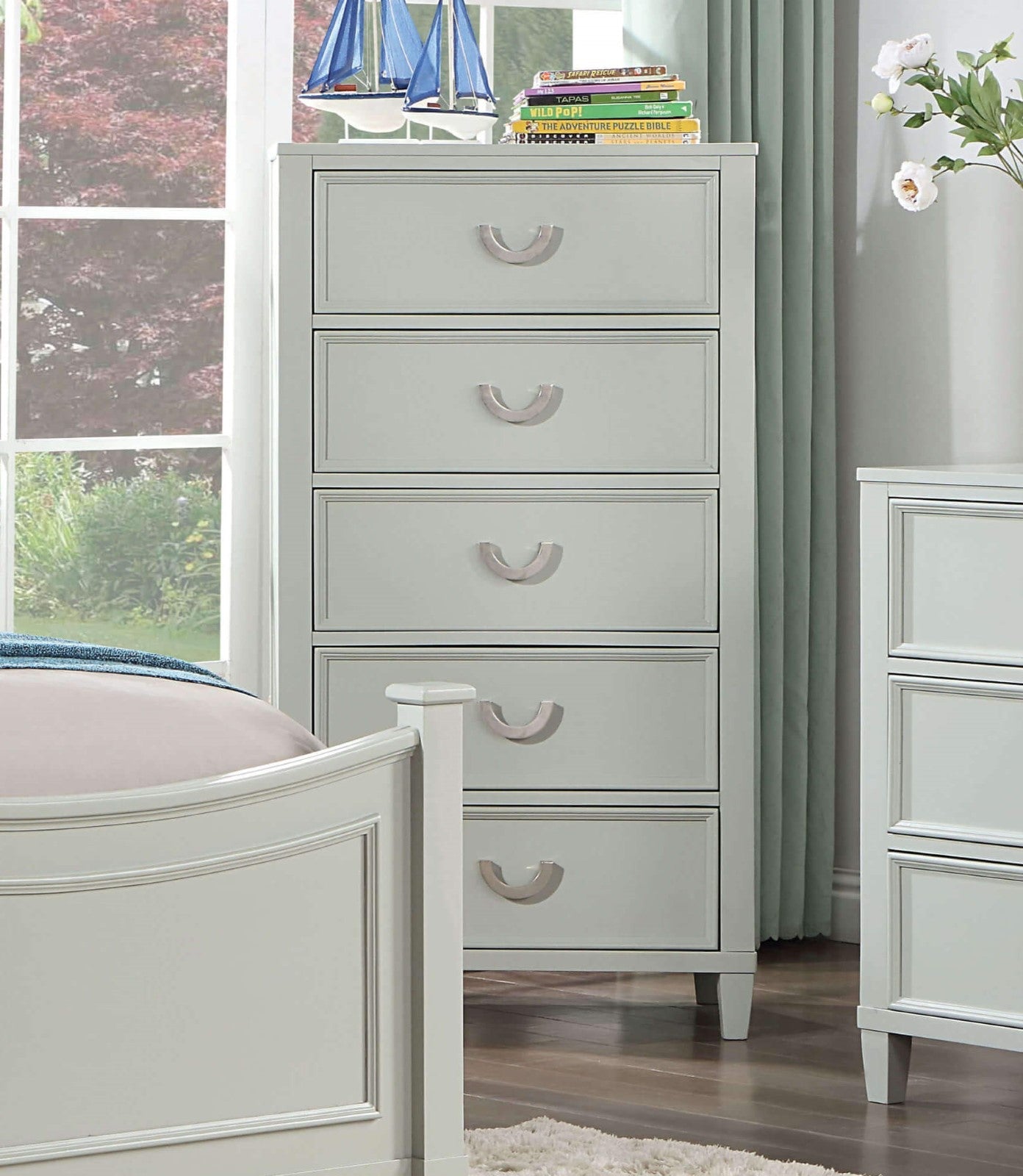 Lycorida Gray 4 Pc. Twin Bedroom Set