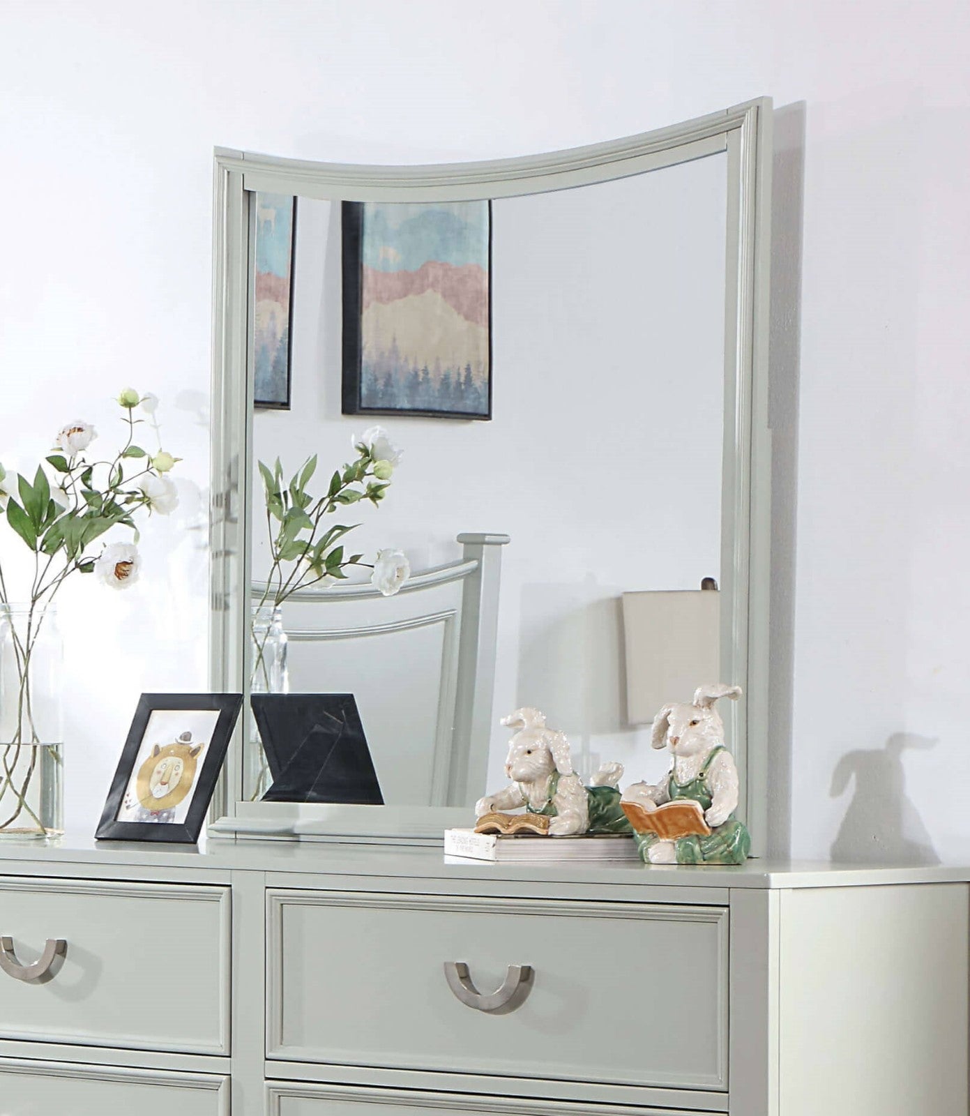 Lycorida Gray 4 Pc. Twin Bedroom Set