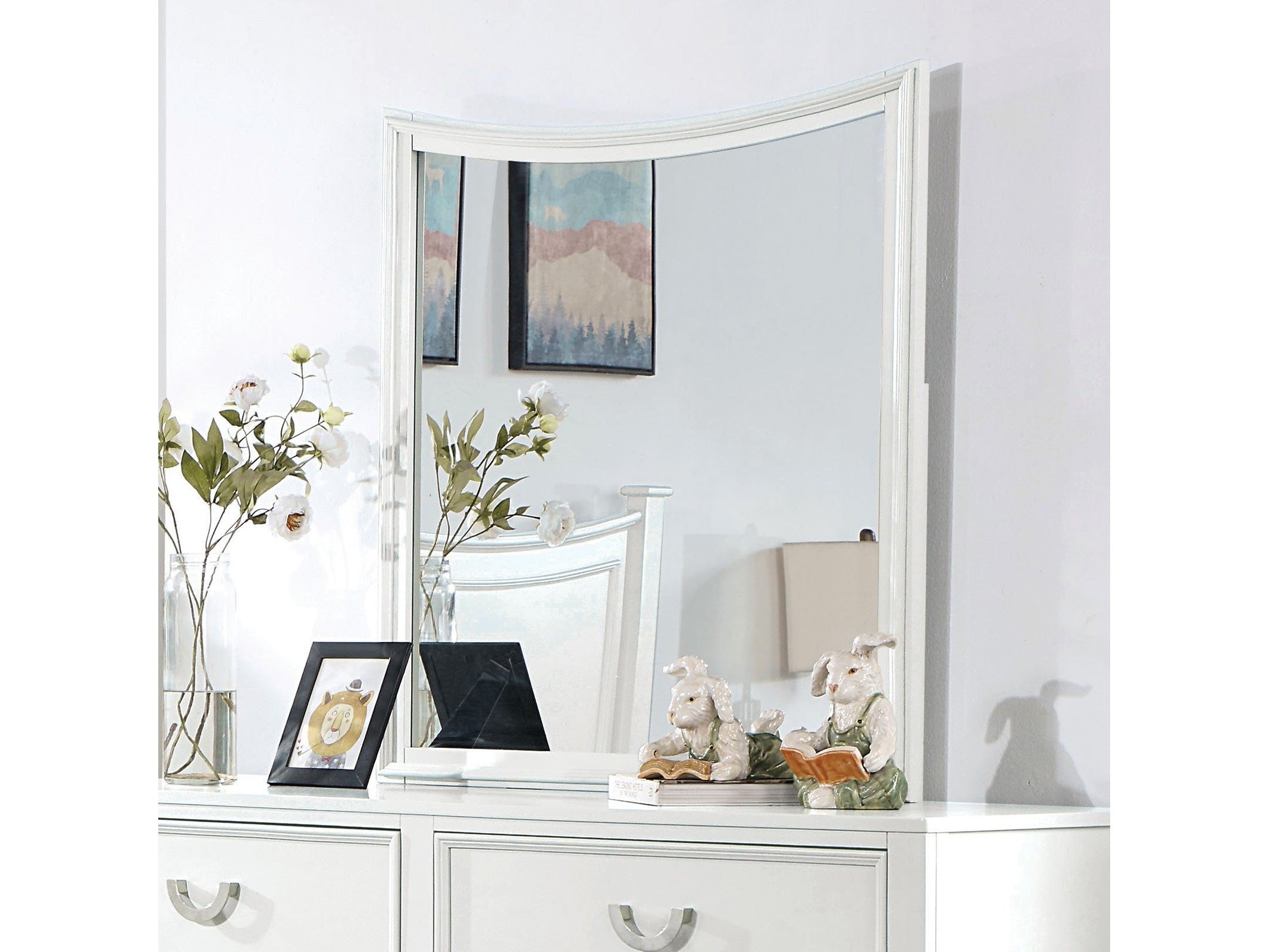 Lycoris White Mirror