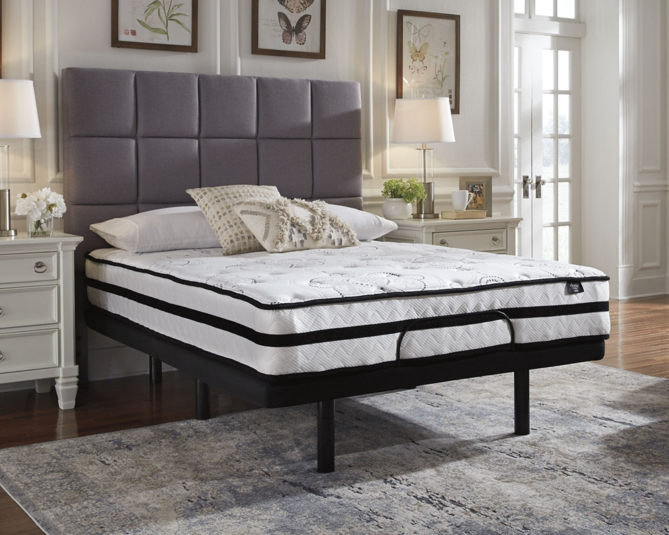 Chime Hybrid 10 Inch Hybrid Mattress with Foundation