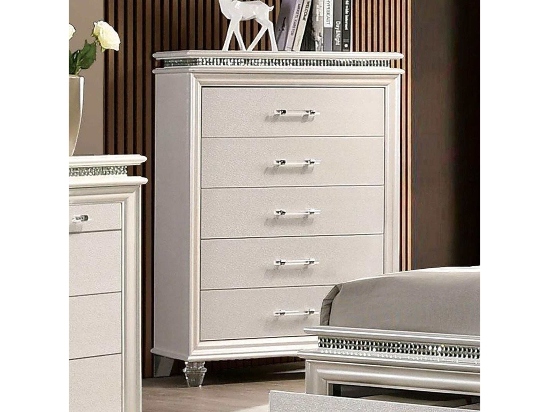 Maddie Pearl White Chest
