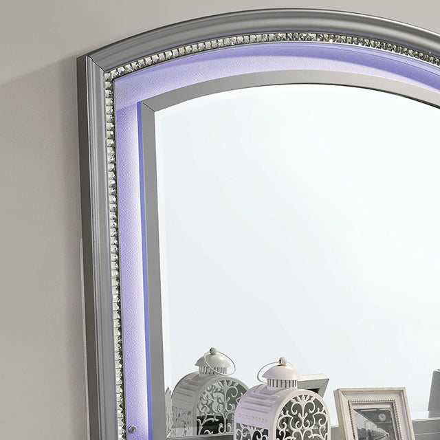 Maddie Silver California King Bed