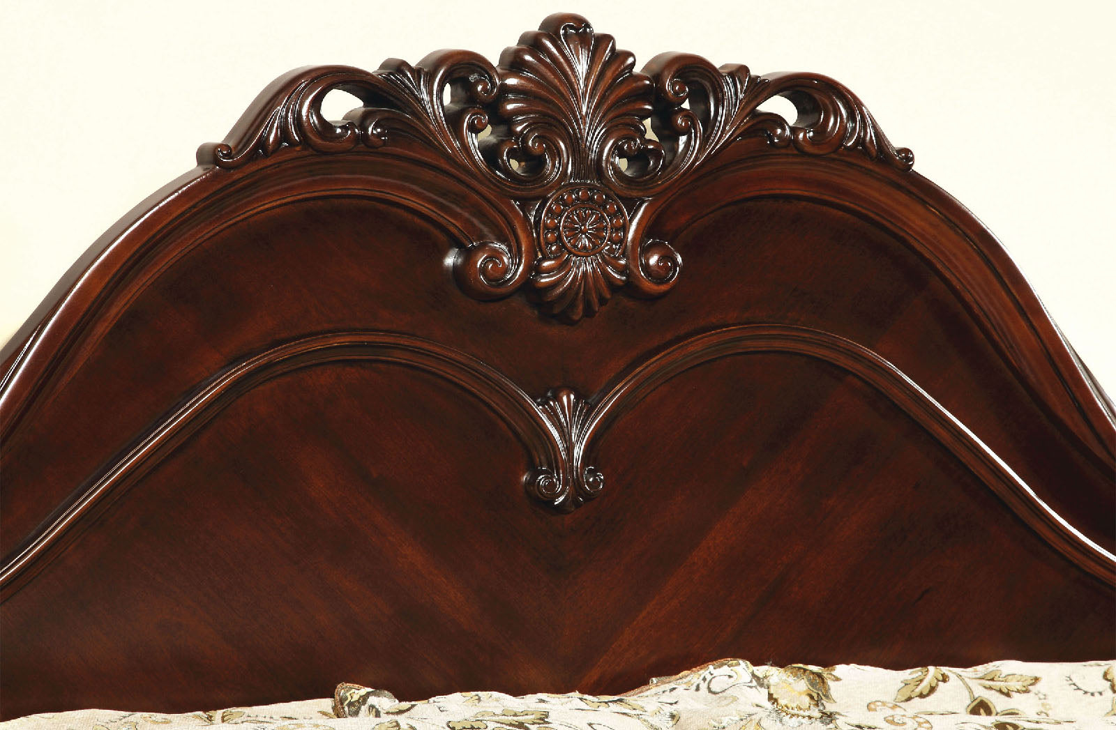 Mandura Cherry 4 Pc. Queen Bedroom Set