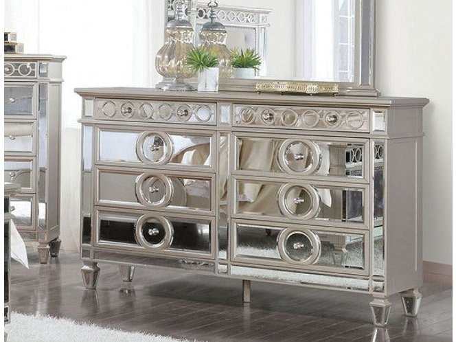 Marseille Champagne Dresser