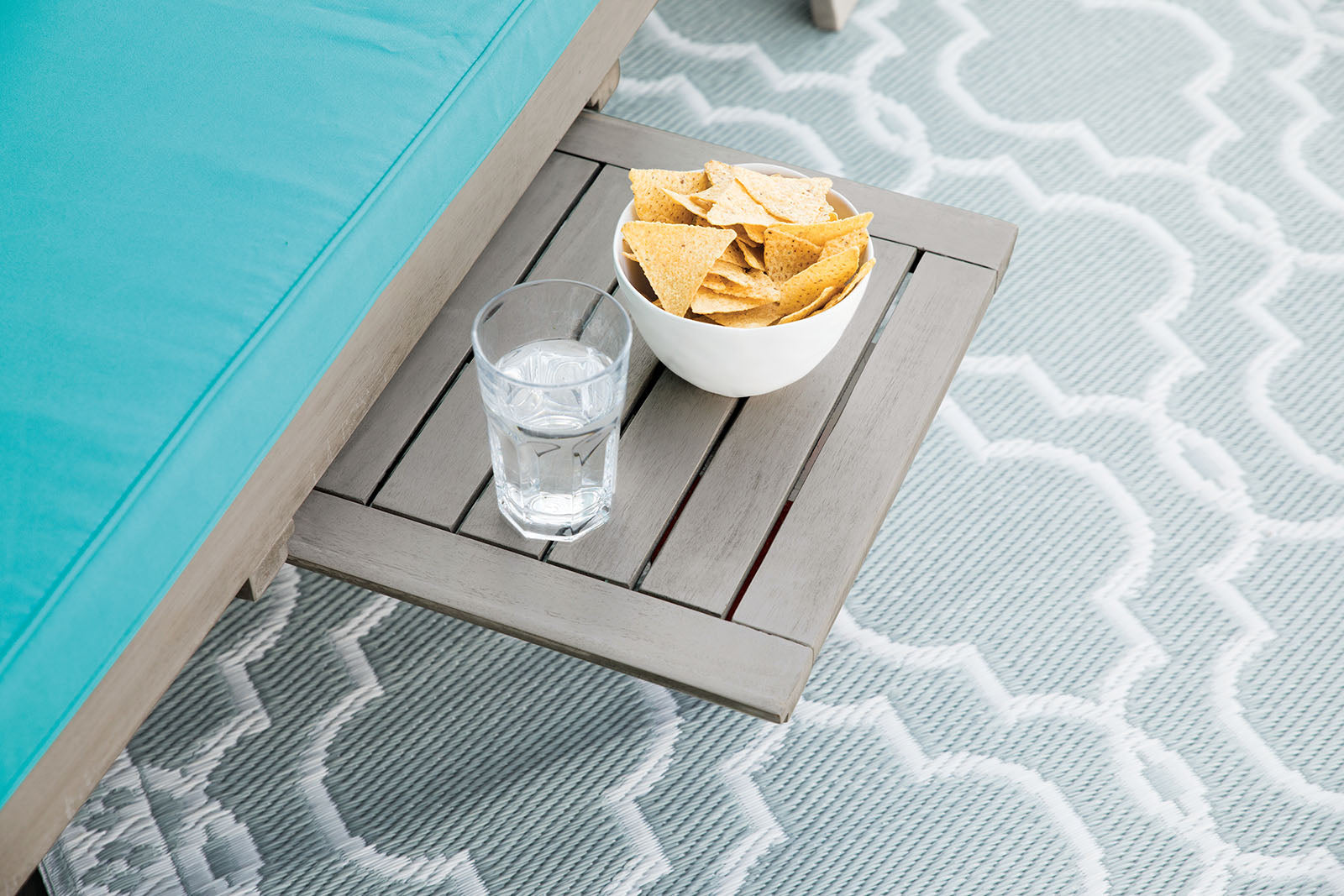 Maui Gray/Turquoise Outdoor Daybed