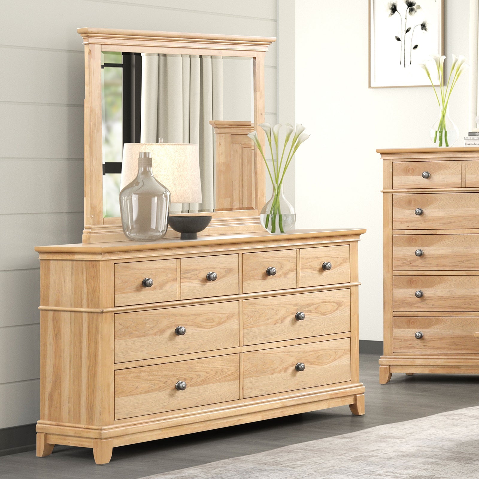 Mchenry Natural Oak Queen 5 Piece Bedroom Set w/2 Nightstands