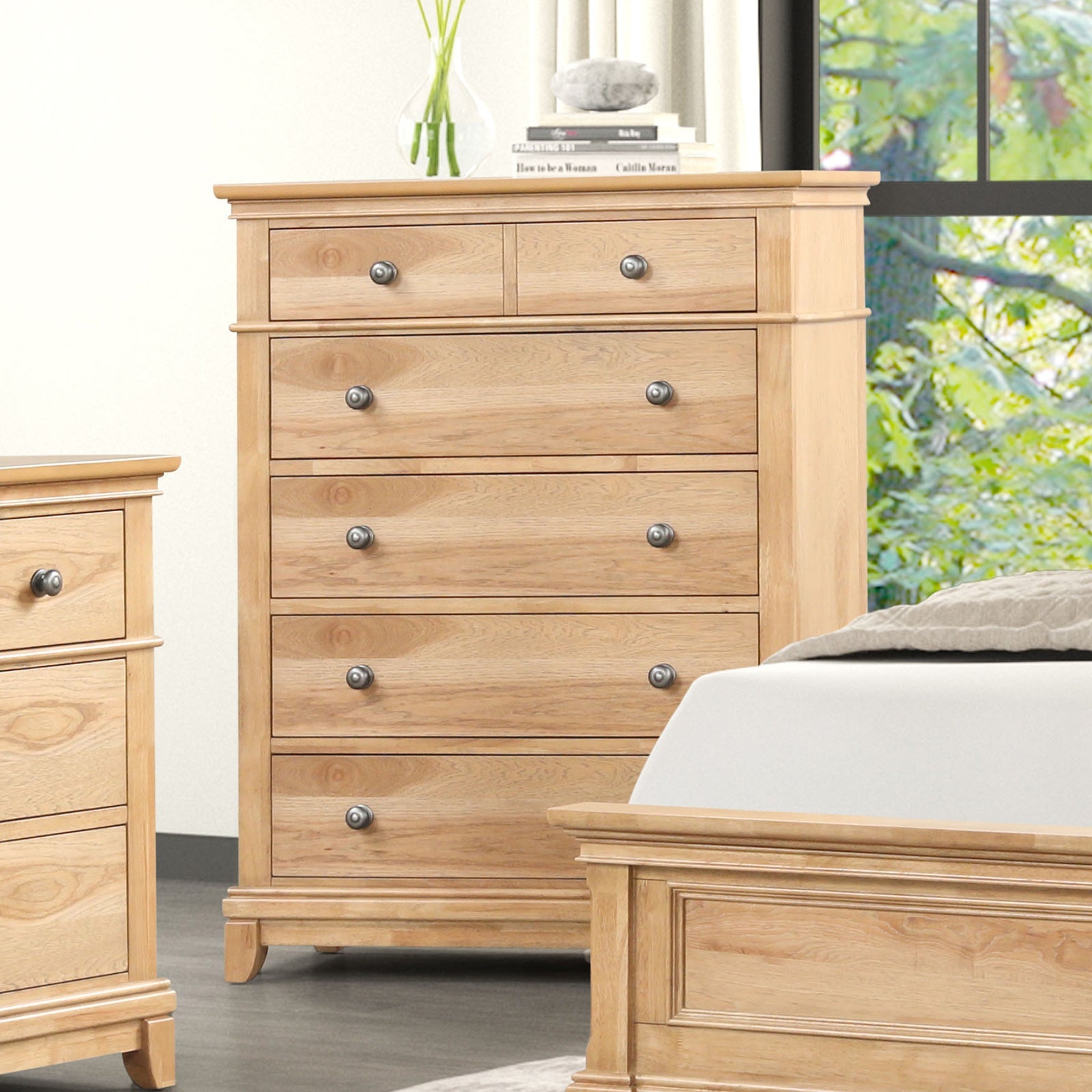 Mchenry Natural Oak Queen 5 Piece Bedroom Set w/Chest