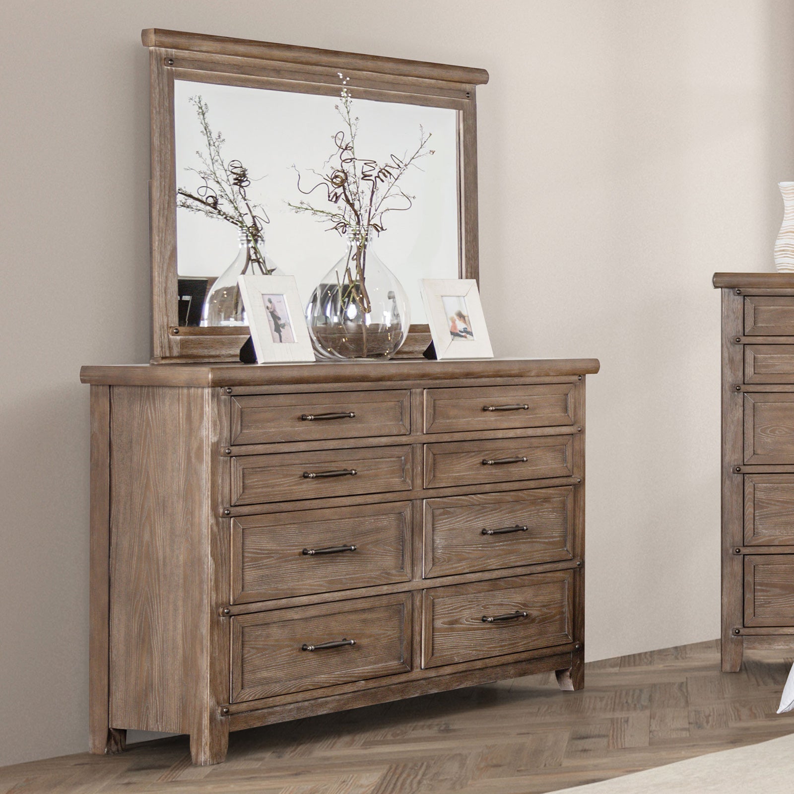Merthyr Brown 5 Pc. Queen Bedroom Set w/ 2NS