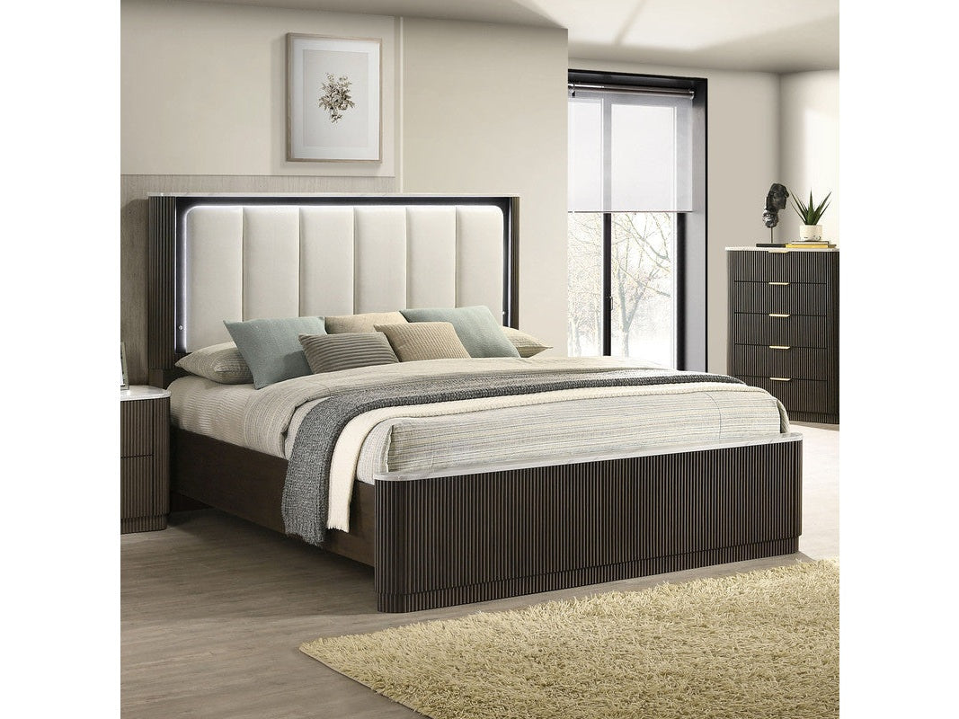 Merthyr Dark Walnut 5 Pc. Queen Bedroom Set w/ Chest
