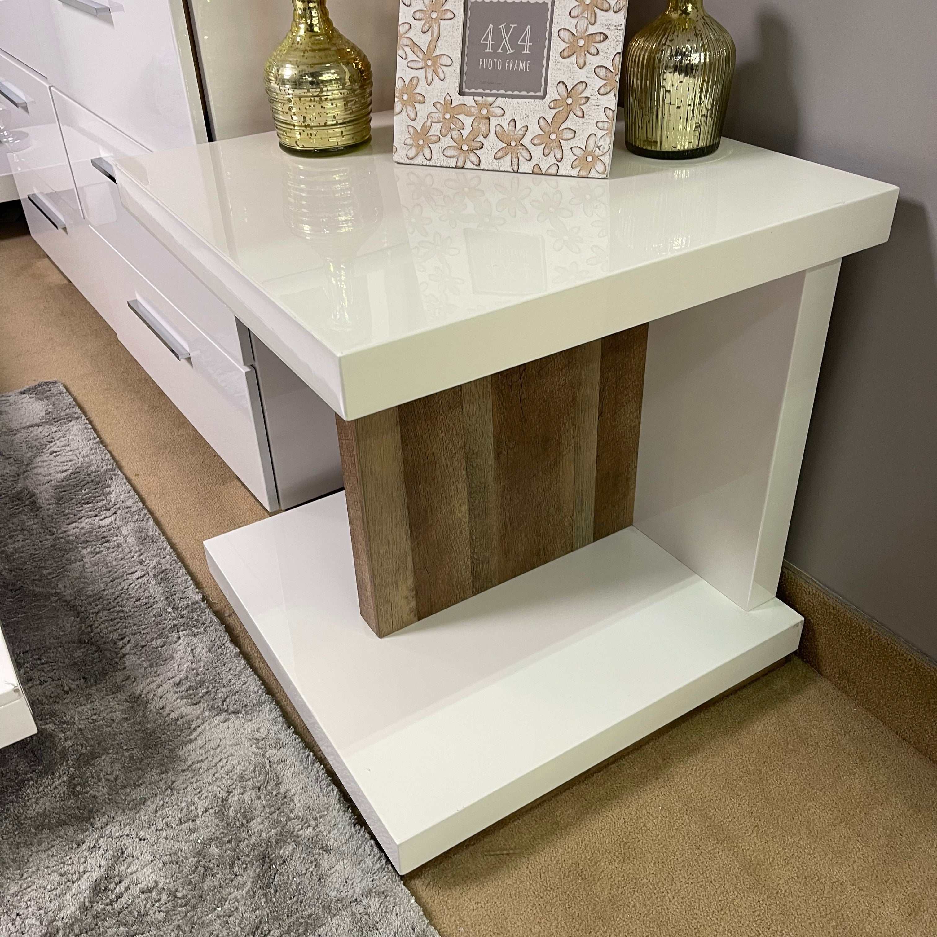 Moa White & Natural End Table