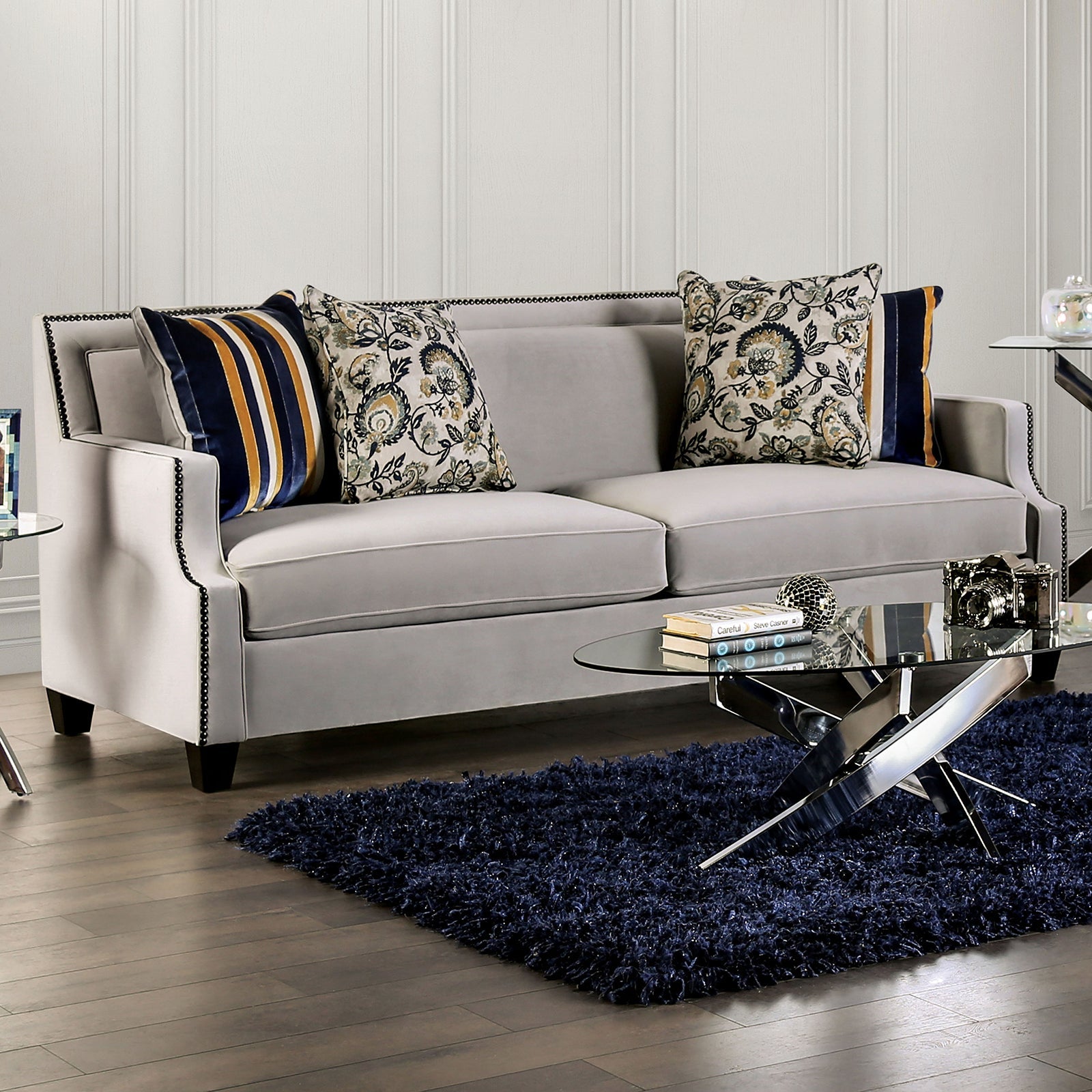Montecelio Light Gray/Navy Sofa & Loveseat