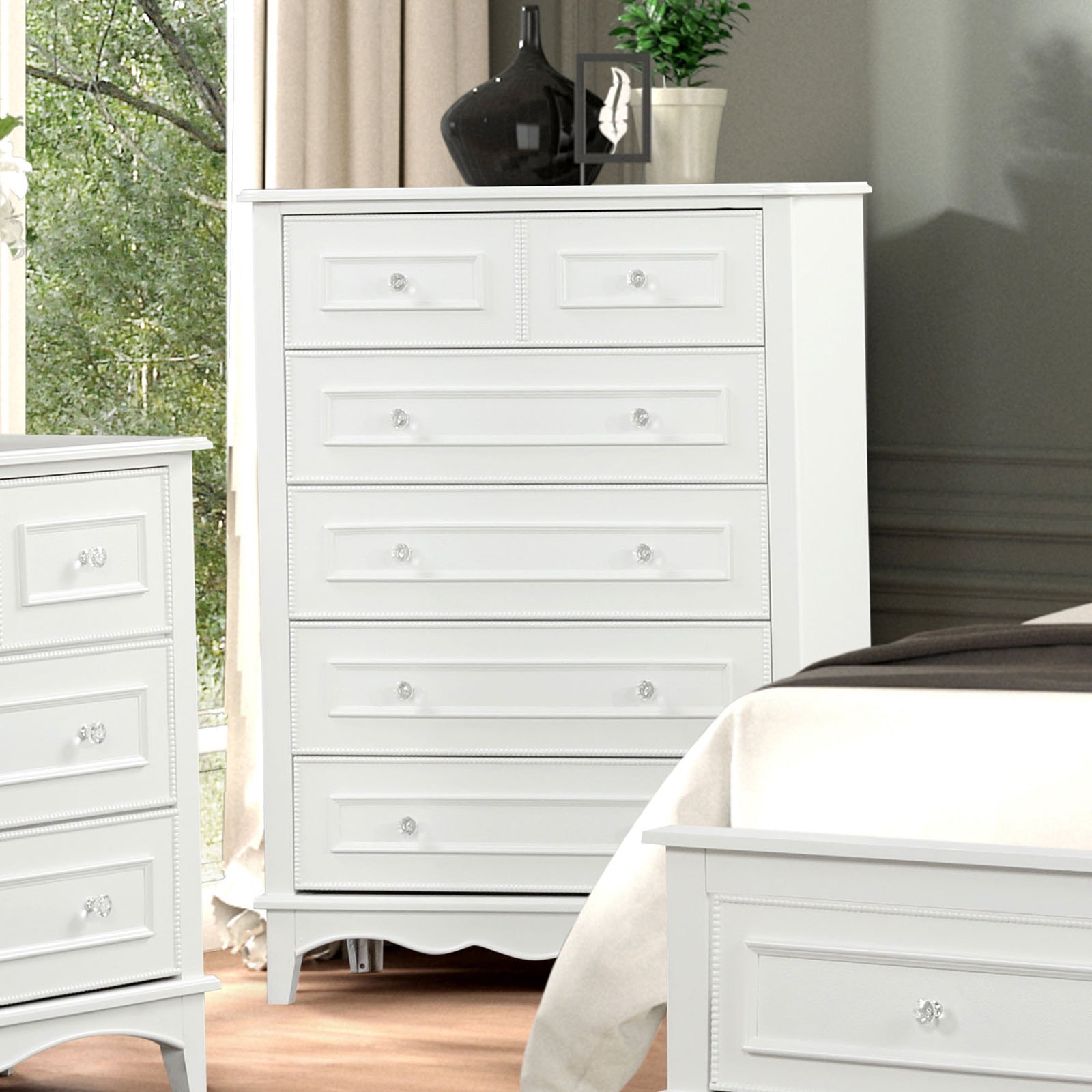 Naucalpan White Twin 5 Piece Bedroom Set w/Chest