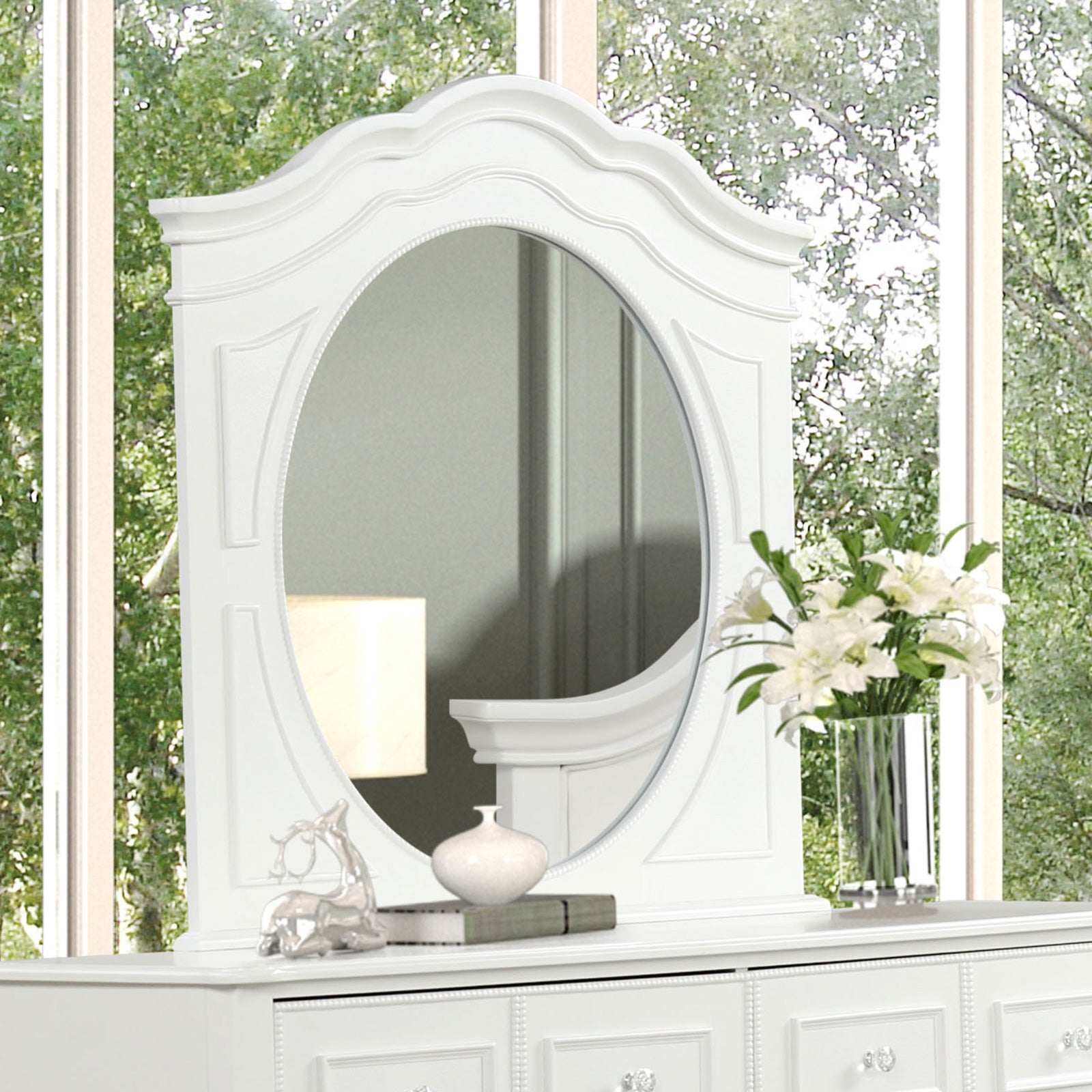Naucalpan White Twin 5 Piece Bedroom Set w/Chest