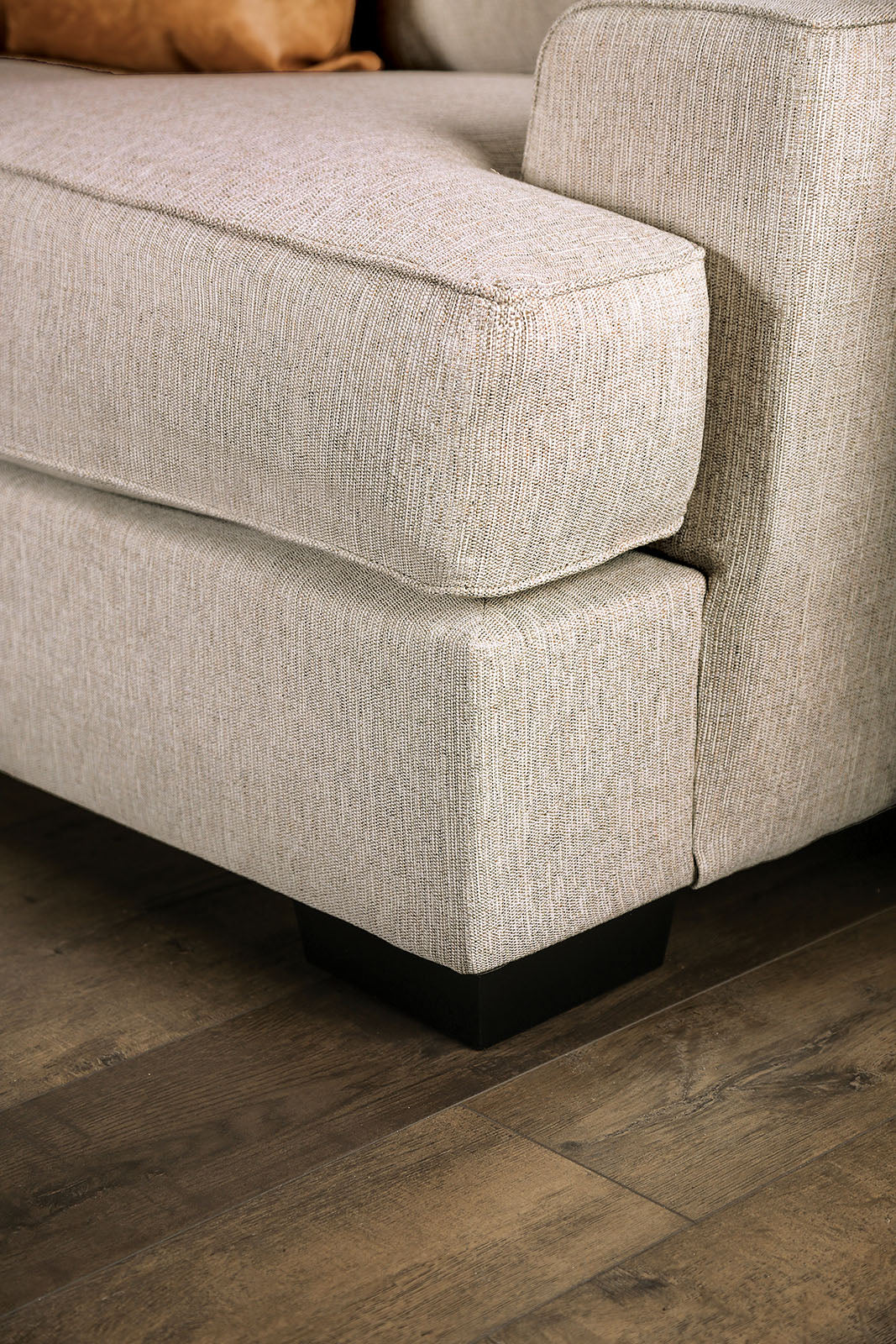 New meadows Sand/Caramel Loveseat