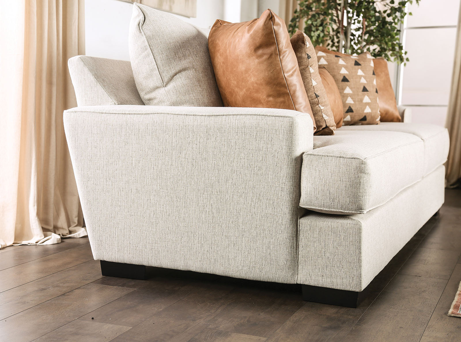 New meadows Sand/Caramel Sofa & Loveseat