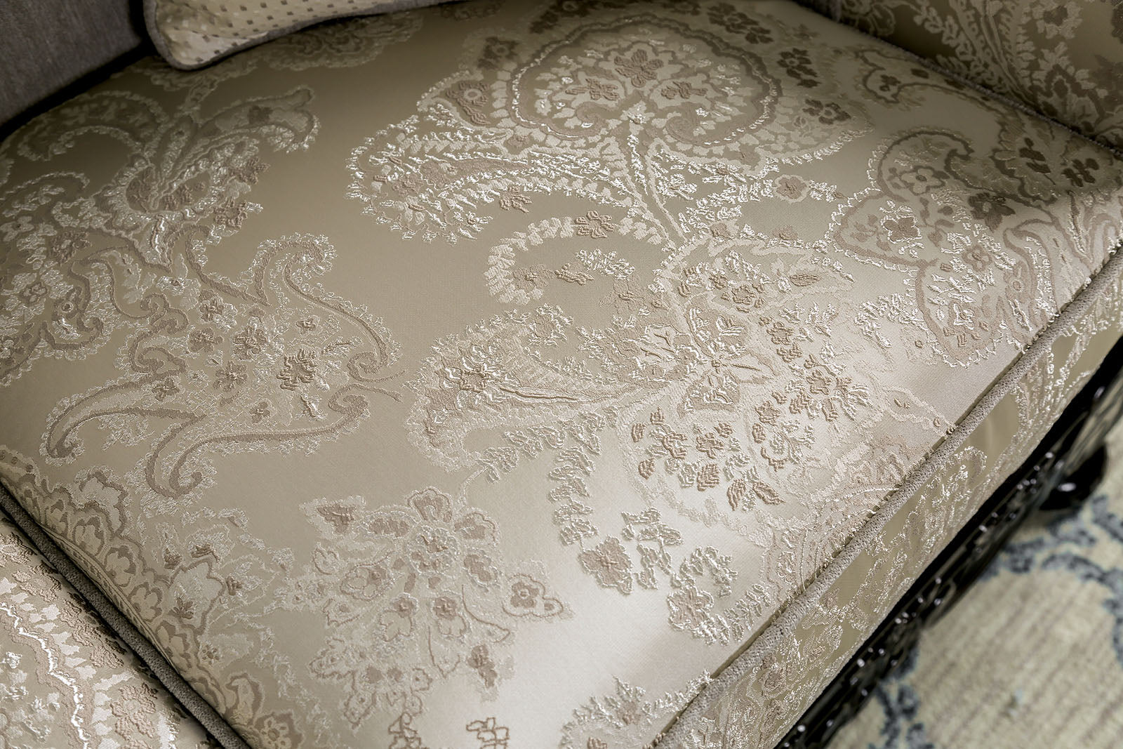Newdale Ivory Loveseat