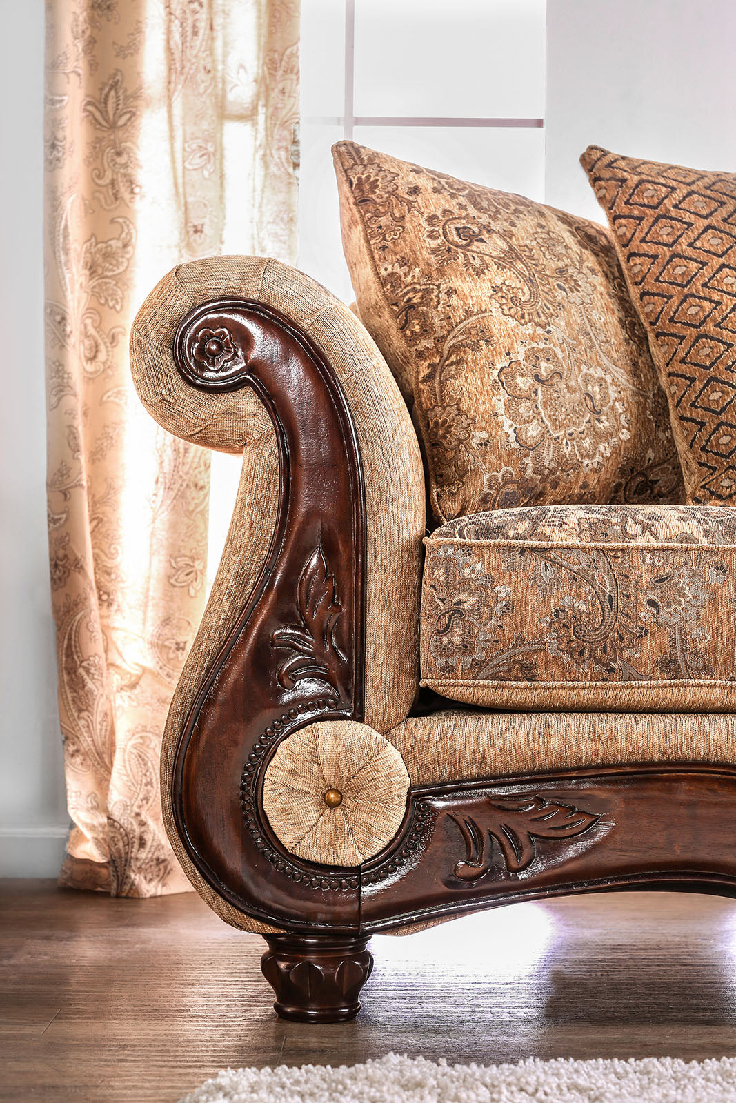 Nicanor Tan/Gold Loveseat