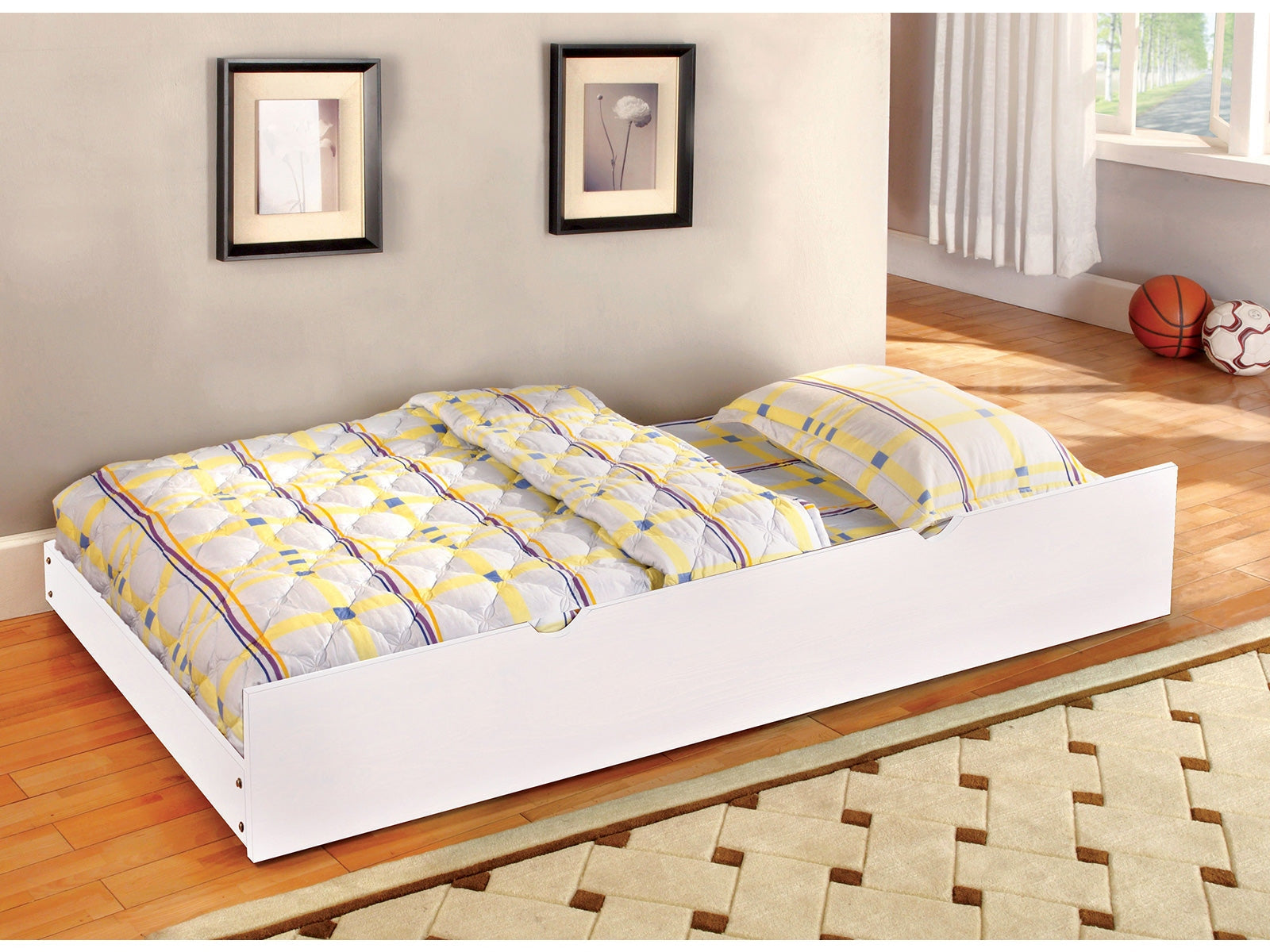 Omnus White Trundle