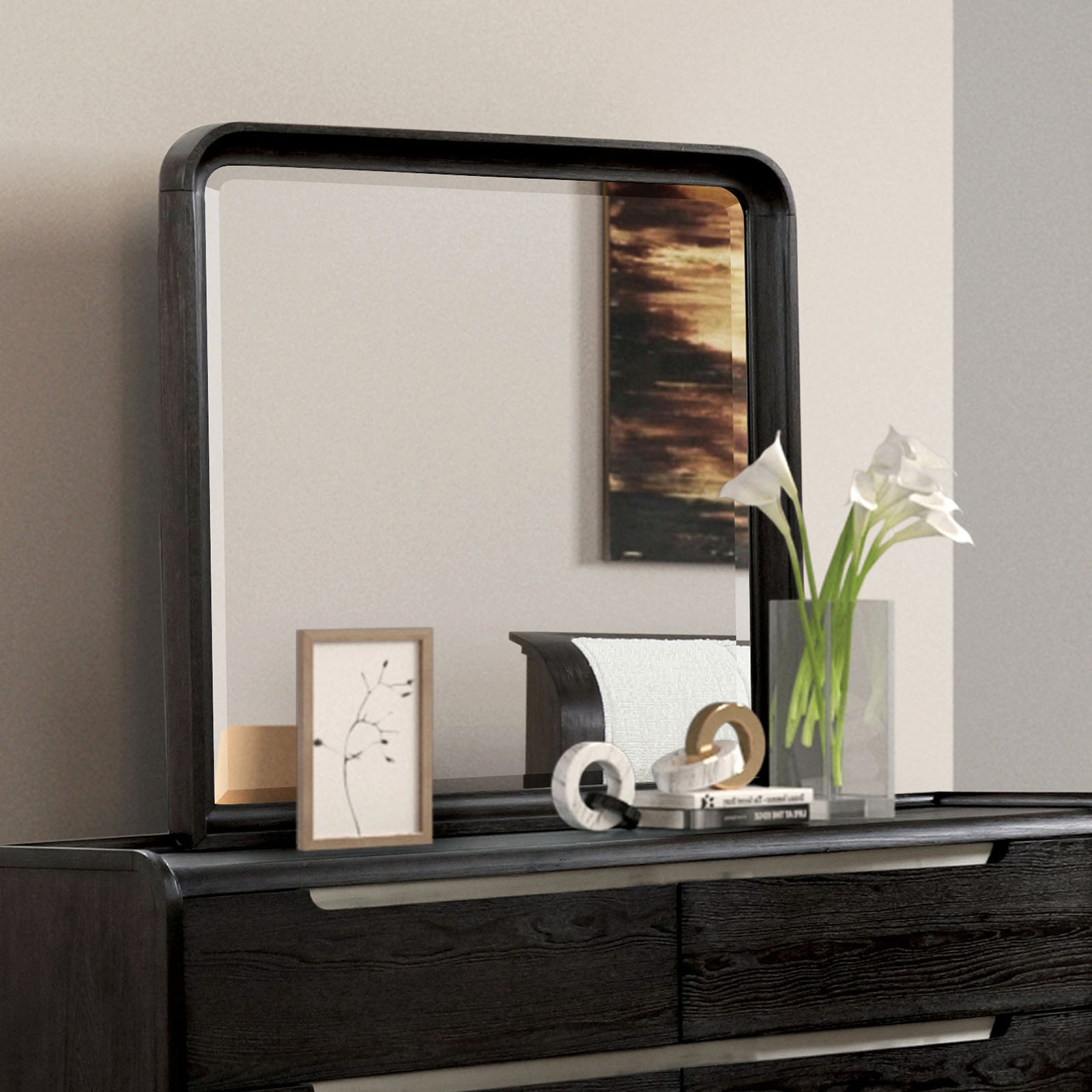 Osterley Black Queen 5 Piece Bedroom Set w/Chest
