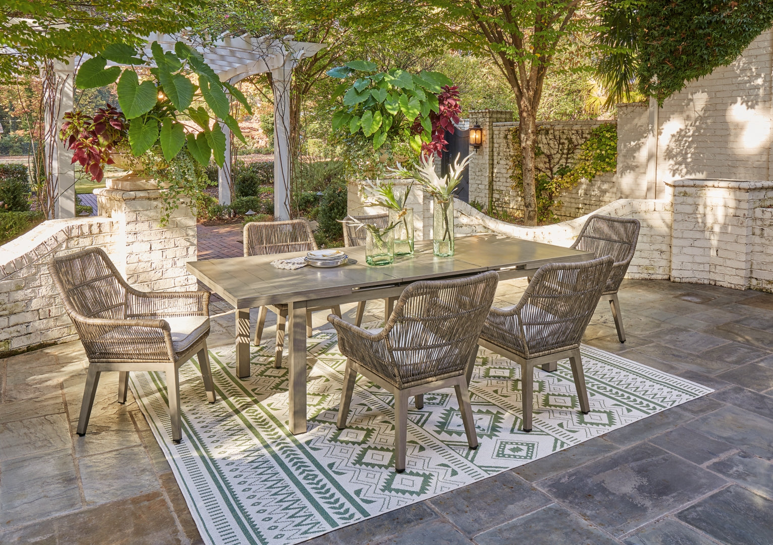 Beach Front Outdoor Dining Table and Chairs